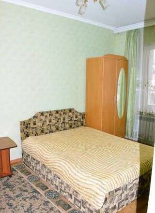 Гостиница Гостевой дом на Московской 4 Феодосия Апартаменты с 3 спальнями-35